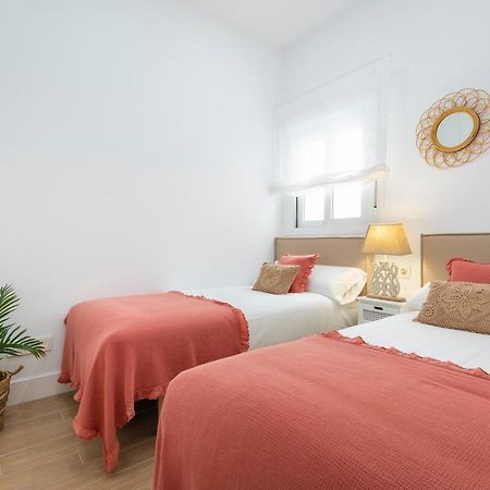 Genteel Home Juan Rabadán Sevilla Kültér fotó
